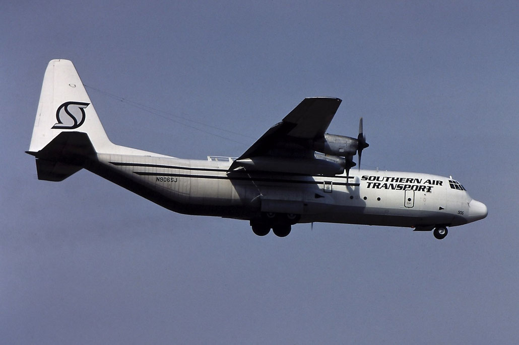 N906SJ Lockheed L-100-30 Hercules C130 4477 Southern Air Transport @ Aeroporto di Verona - © Piti Spotter Club Verona