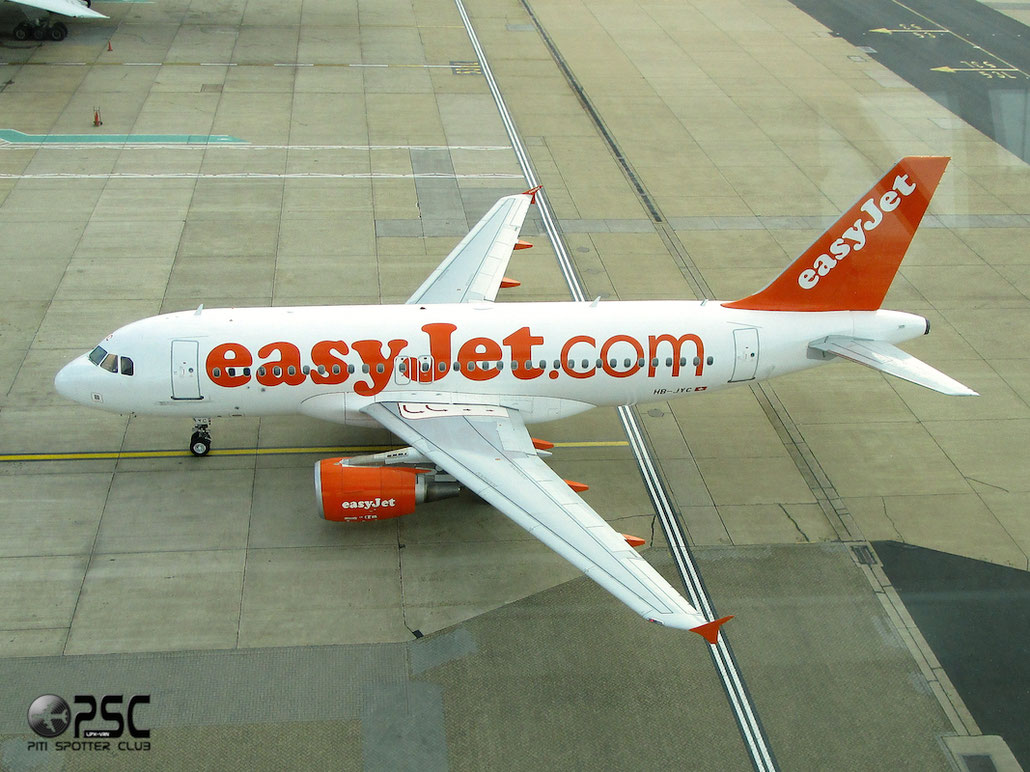 HB-JYC A319-111 4785 EasyJet Switzerland @ London Gatwick Airport 14.04.2014 © Piti Spotter Club Verona
