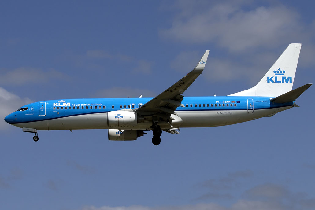 PH-BXW B737-8K2 30360/2467 KLM Royal Dutch Airlines  @ London Heathrow - 13.05.2015  © Piti Spotter Club Verona