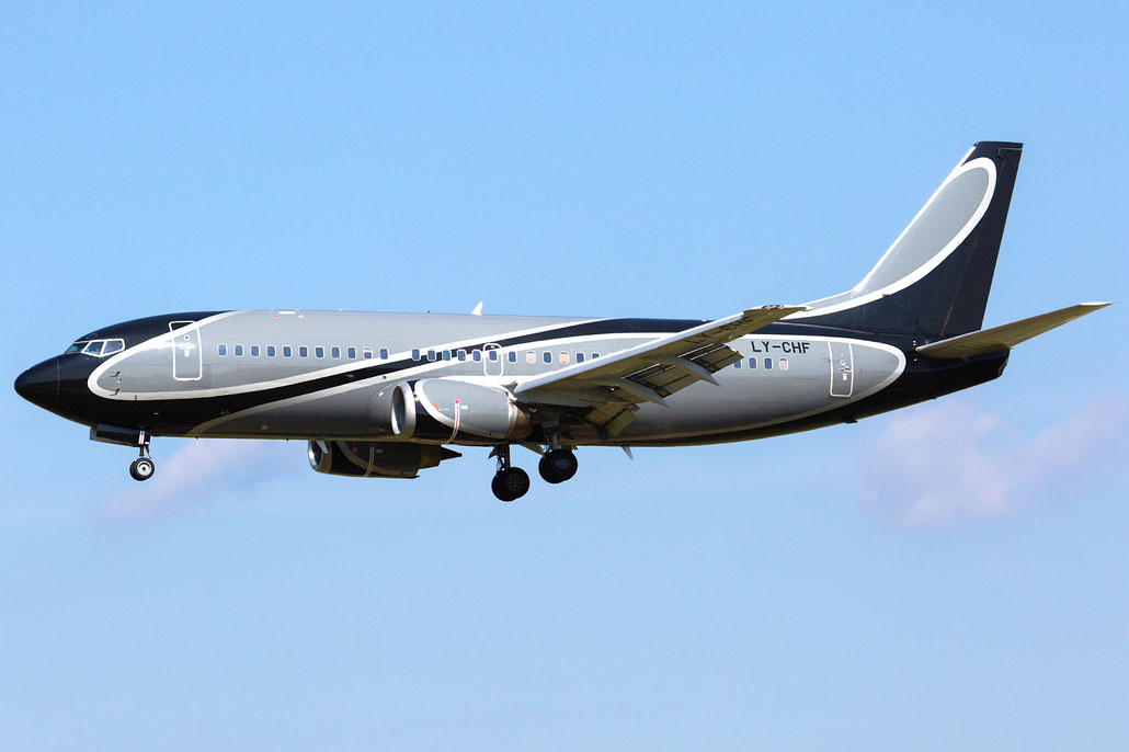 LY-CHF Boeing 737-31S 29057 2942 cfm56-3C1  KlasJet 1997 @ Barcellona BCN 09 2025 © Piti Spotter Club Verona