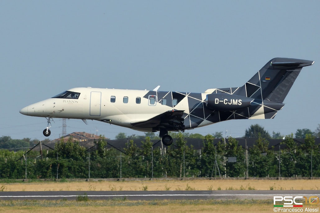 D-CJMS  PC-24  261  VW Air Services - Volkswagen  @ Aeroporto di Verona  07 2022 © Piti Spotter Club Verona