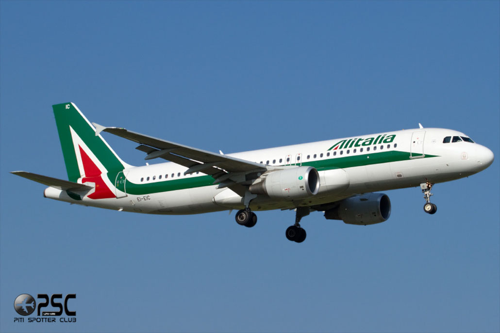 Airbus A320 - MSN 4520 - EI-EIC  @ Aeroporto di Verona © Piti Spotter Club Verona