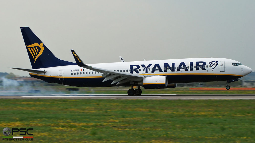 EI-ENK B737-8AS 40303/3524 Ryanair @ Aeroporto di Verona 04.2019 © Piti Spotter Club Verona