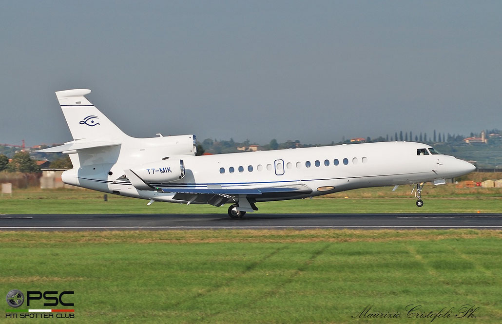 T7-MIK  Falcon 8X  437  Fly Exec  @ Aeroporto di Verona 11.2021 © Piti Spotter Club Verona