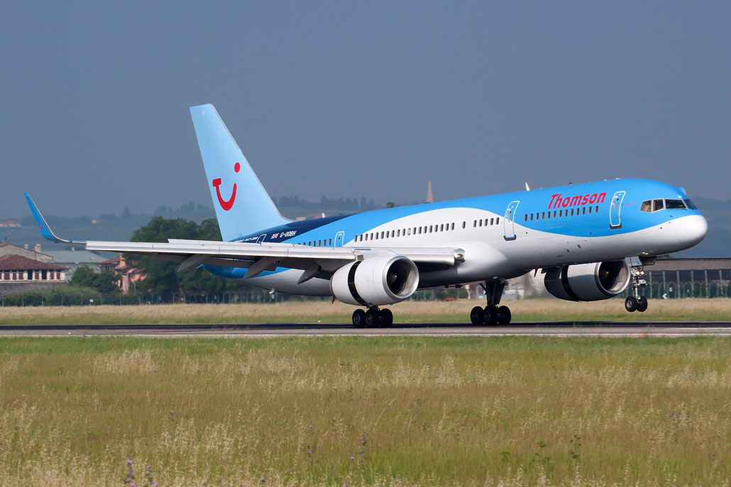 Boeing 757 - MSN 29944 - G-OOBH @ Aeroporto di Verona © Piti Spotter Club Verona