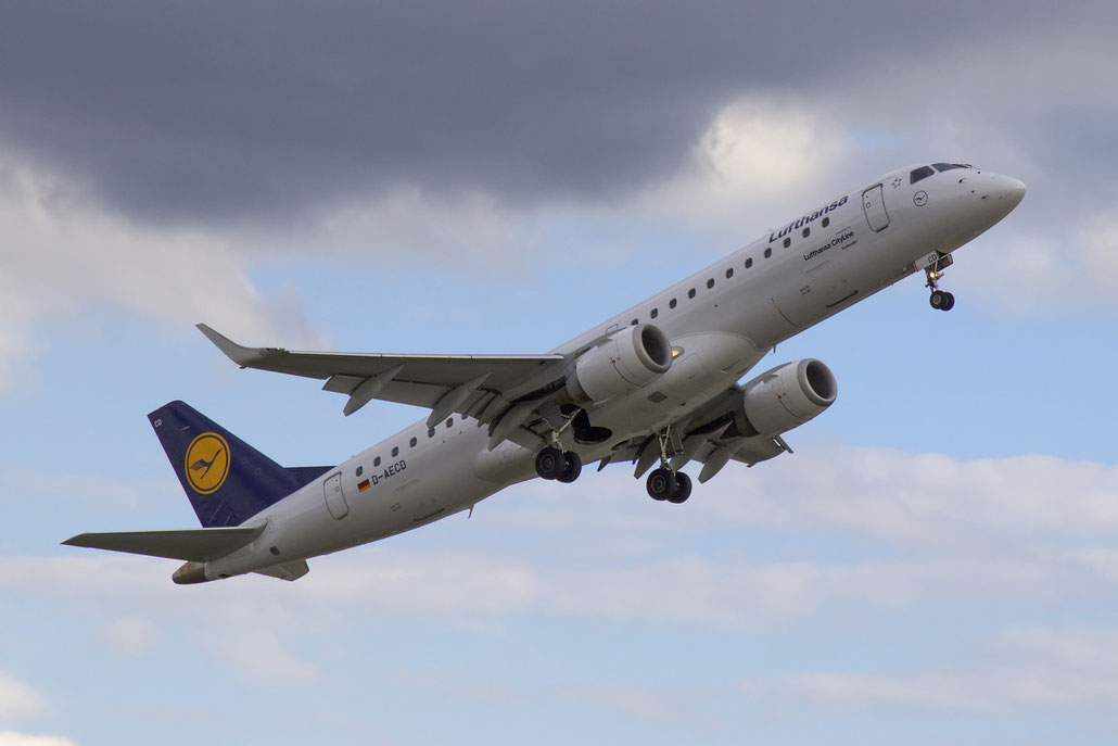 D-AECD  ERJ190LR  19000337  Lufthansa CityLine  @ London City Airport ©  2022 Piti Spotter Club Verona