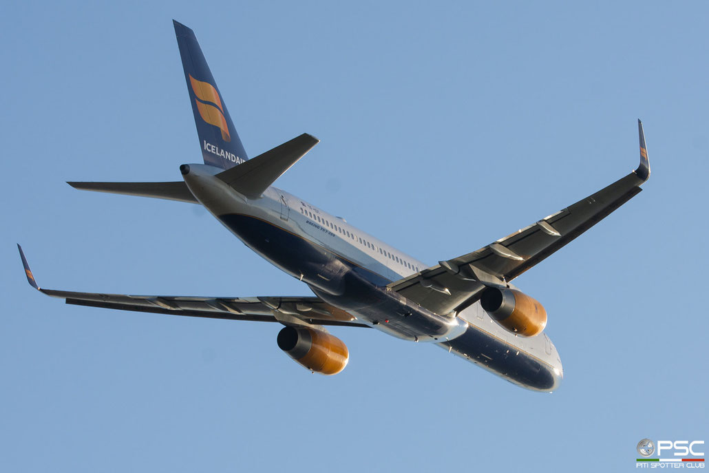 TF-ISY B757-223 24594/336 Icelandair @ Aeroporto di Verona 03.2020  © Piti Spotter Club Verona