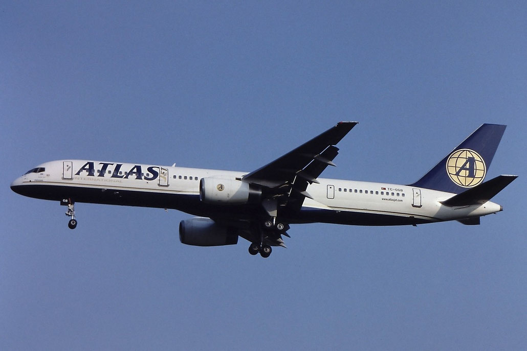 TC-OGB B757-225 22689/117 Atlasjet International Airways @ Aeroporto di Verona © Piti Spotter Club Verona