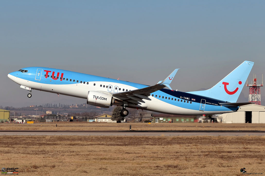 G-TAWC B737-8K5 39922/3925 Thomson Airways @ Aeroporto di Verona - 21.01.2017  © Piti Spotter Club Verona