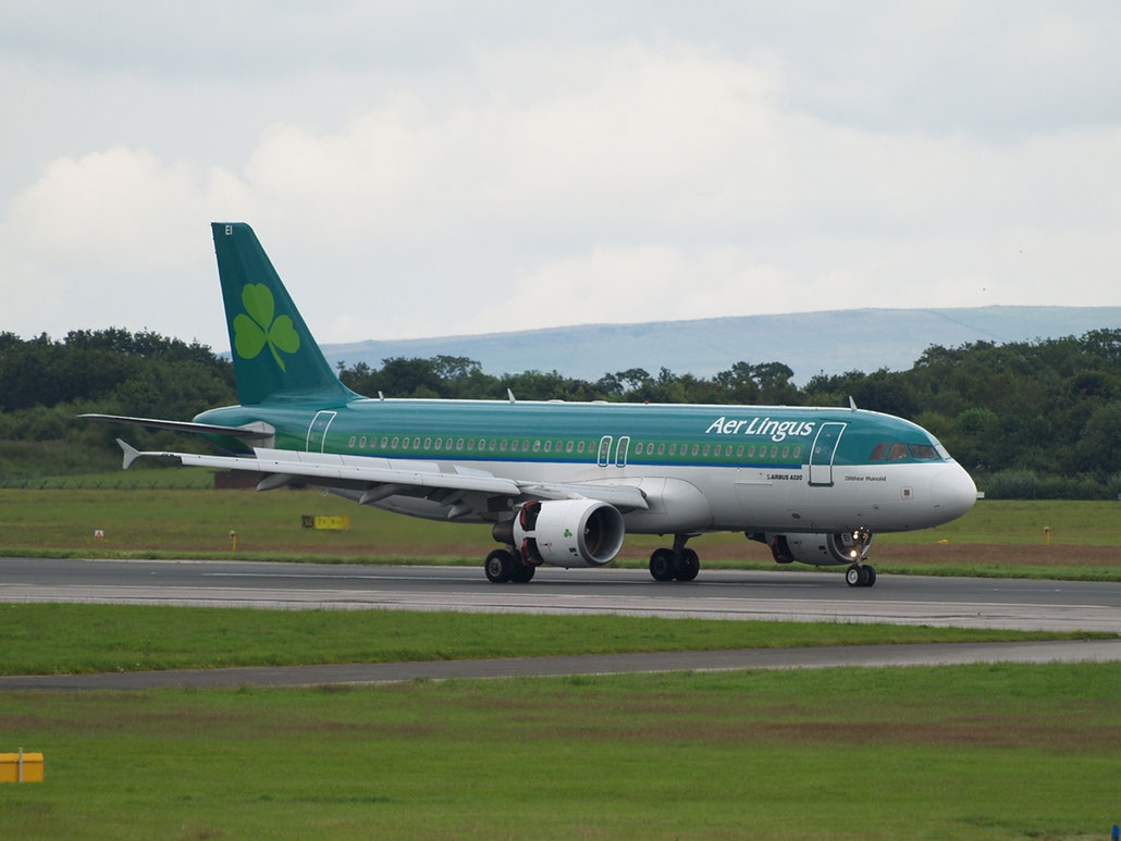 EI-DEI A320-214 2374 Aer Lingus @ Manchester Airport 320.07.2012  © Piti Spotter Club Verona
