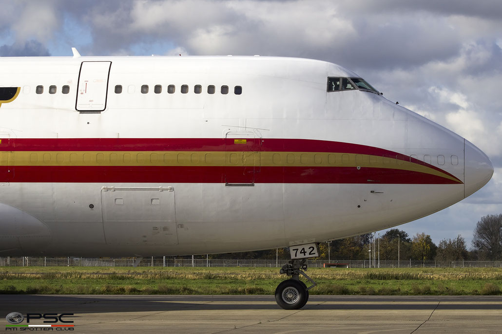 N742CK B747-446BCF 24424/760 Kalitta Air @ Maastricht Airport 06.11.2017 © Piti Spotter Club Verona