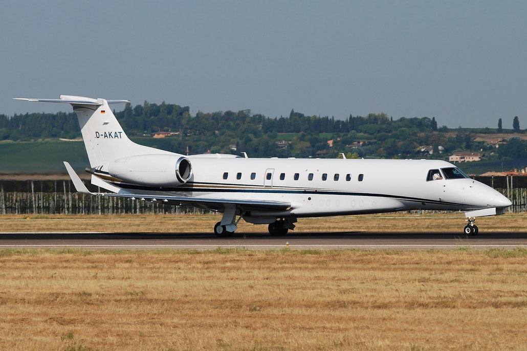 D-AKAT ERJ135BJ 14501038 SFD Stuttgarter Flugdienst