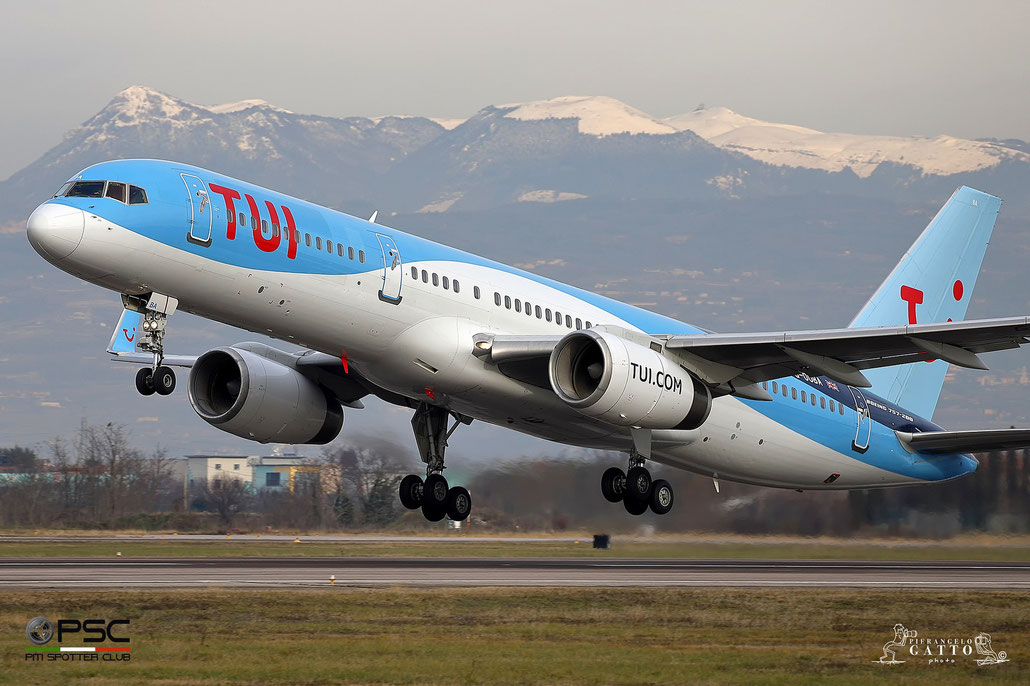 G-OOBA B757-28A 32446/950 TUI Airways @ Aeroporto di Verona 30.12.2017  © Piti Spotter Club Verona