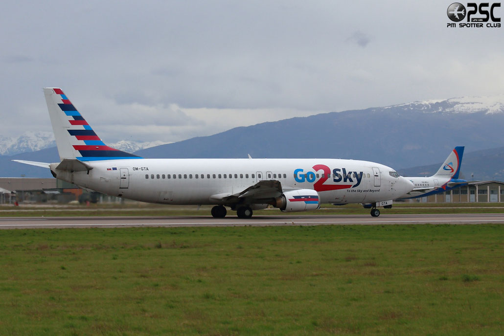 OM-GTA B737-4Q8 24332/1866 Go2Sky