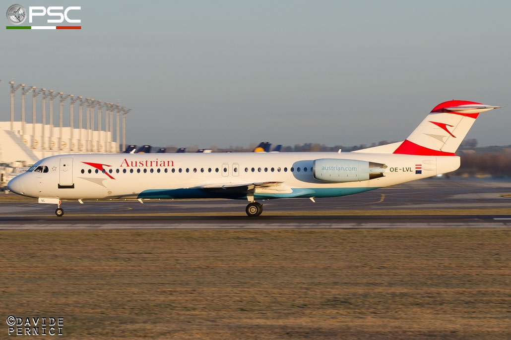 OE-LVL Fokker 100 11404 Austrian Airlines @ Munich Airport 13.12.2015 © Piti Spotter Club Verona 