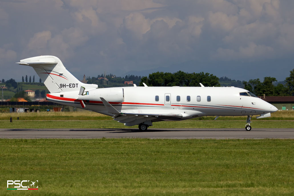 9H-EDT Bombardier Challenger 350 20650  AS907-2-1A  Air Charter Scotland Europe 2016 @ Aeroporto di Verona 05 2024 © Piti Spotter Club Verona