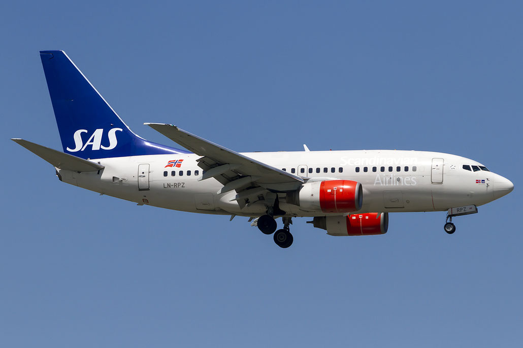 LN-RPZ B737-683 28293/120 SAS Scandinavian Airlines - Scandinavian Airlines System @ Venezia Airport 18.06.2016 © Piti Spotter Club Verona