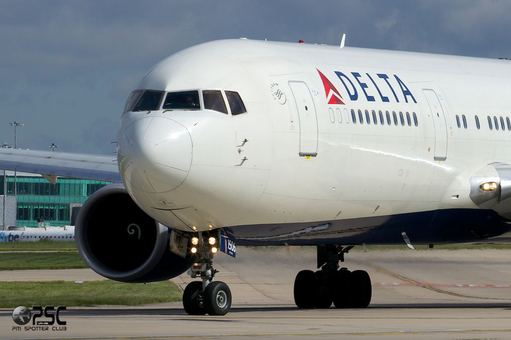N156DL B767-3P6ER 25354/406 Delta Air Lines @ Manchester Airport 13.05.2014 © Piti Spotter Club Verona