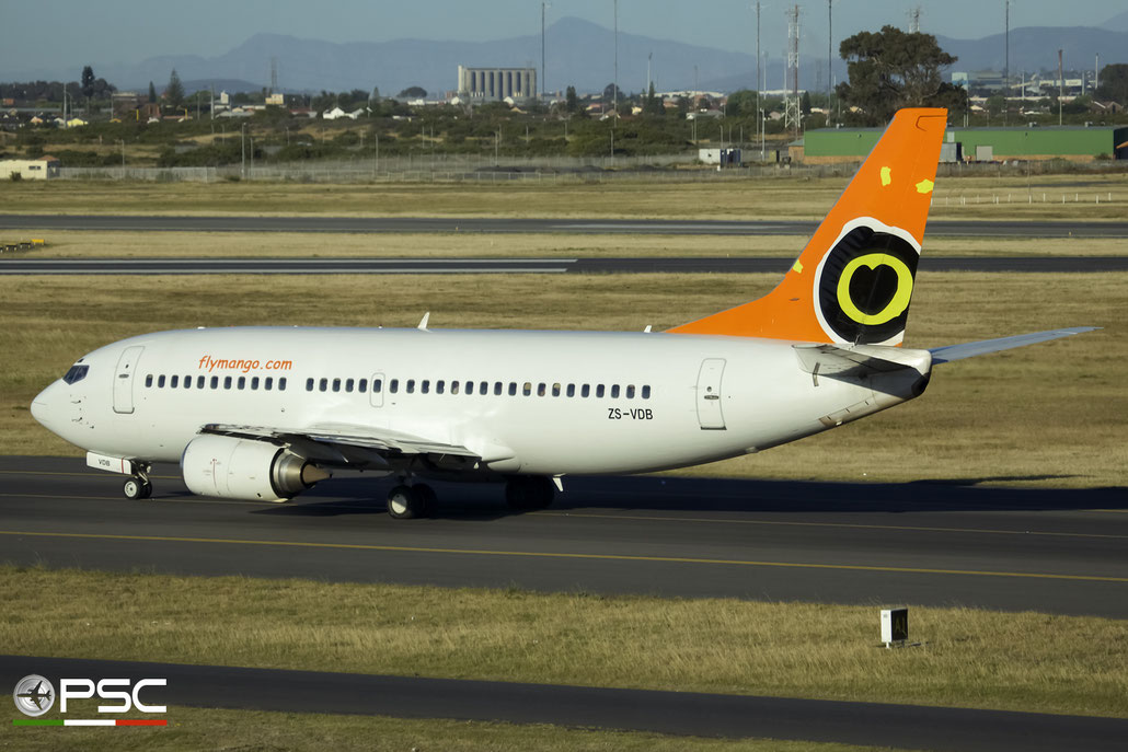 ZS-VDB B737-31L 27345/2625 Mango @ Cape Town International Airport 24.11.2017 © Piti Spotter Club Verona