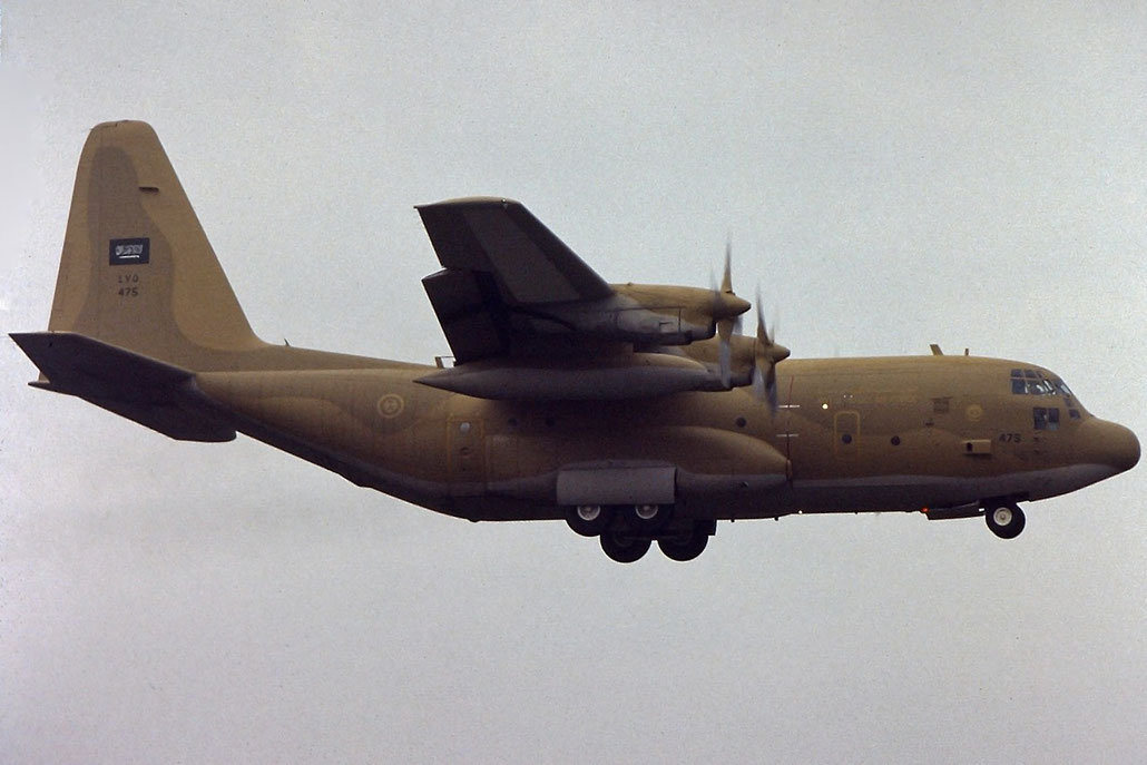 475   C-130H  5253  4sq @ Aeroporto di Verona   © Piti Spotter Club Verona