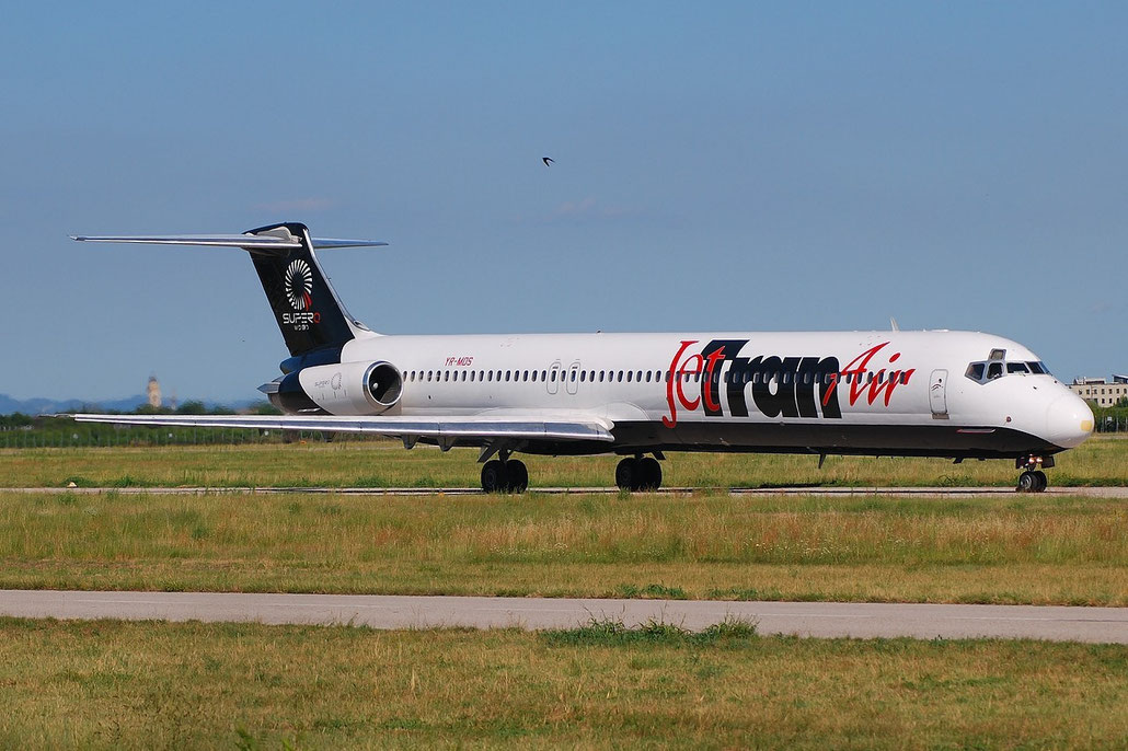 YR-MDS MD-82 48098/1060 Jetran Air