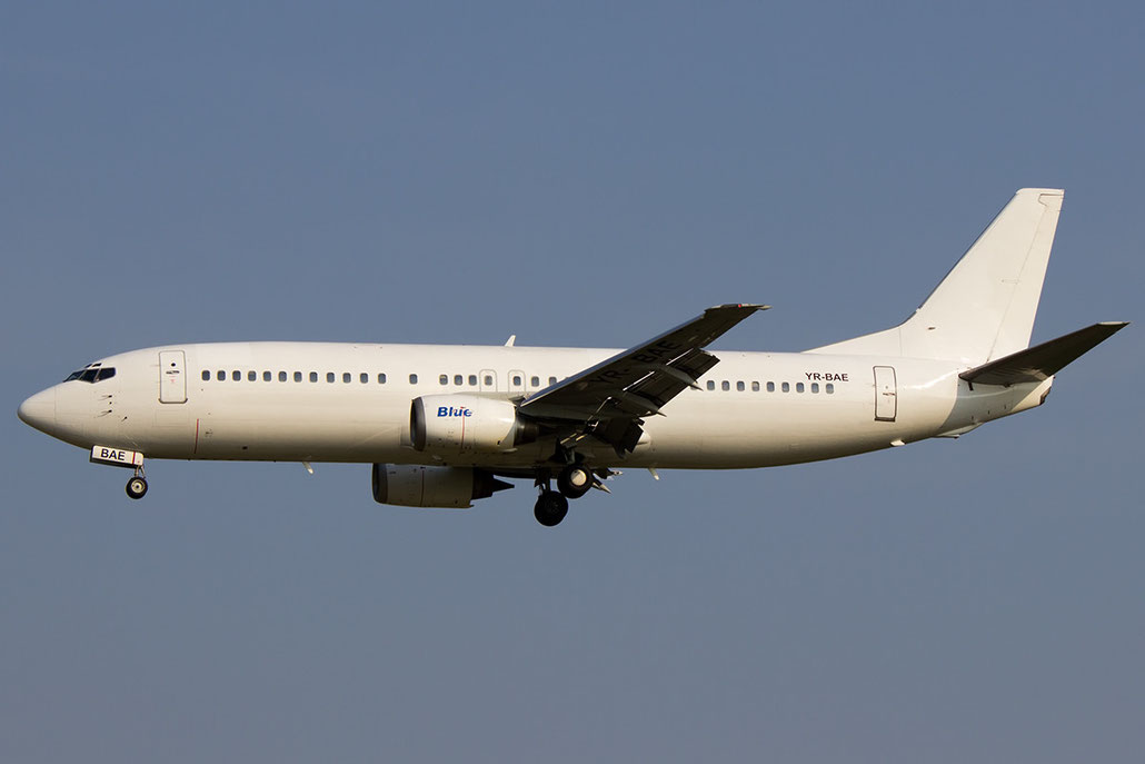 YR-BAE B737-46N 28723/2886 Blue Air