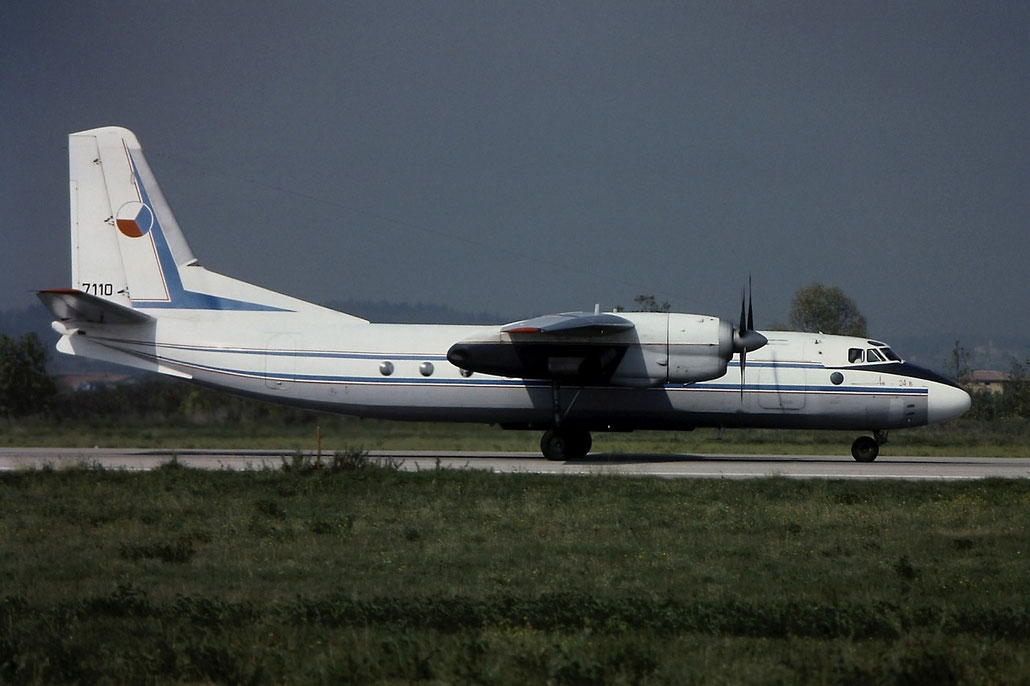 7110   An-24B  17307110   @ Aeroporto di Verona   © Piti Spotter Club Verona