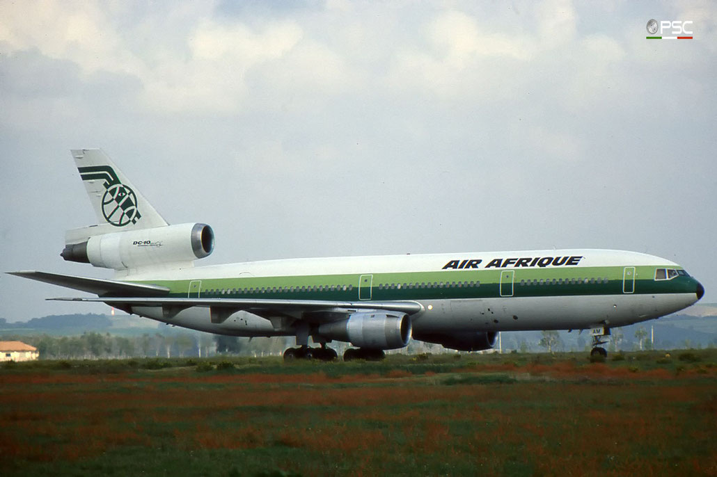 TU-TAM F-GNEM Douglas DC-10-30 46892 204 CF6-50C2  Air Afrique 1975 © Archivio Piti Spotter Club Verona