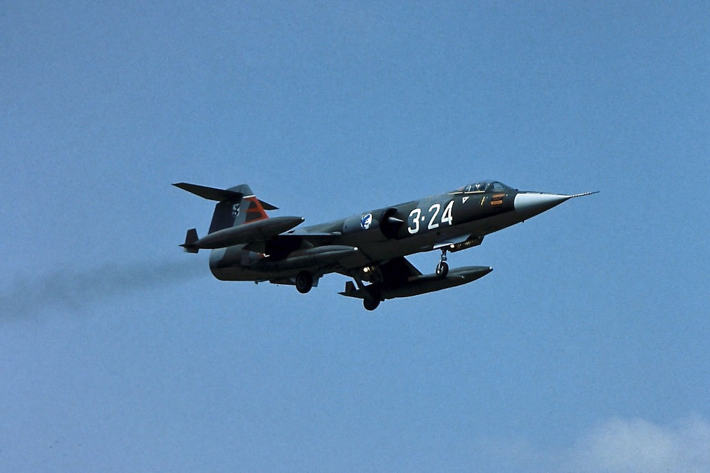 Gli F-104 del Terzo Stormo: 3-24 -  @ Aeroporto di Verona   © Piti Spotter Club Verona