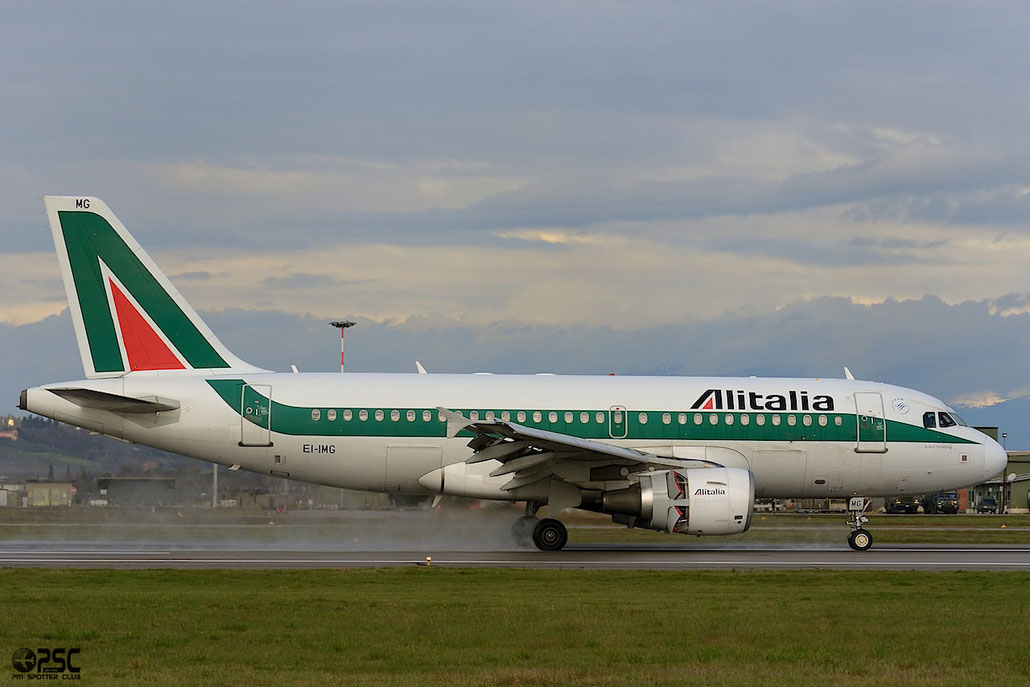 EI-IMG A319-112 2086 Alitalia