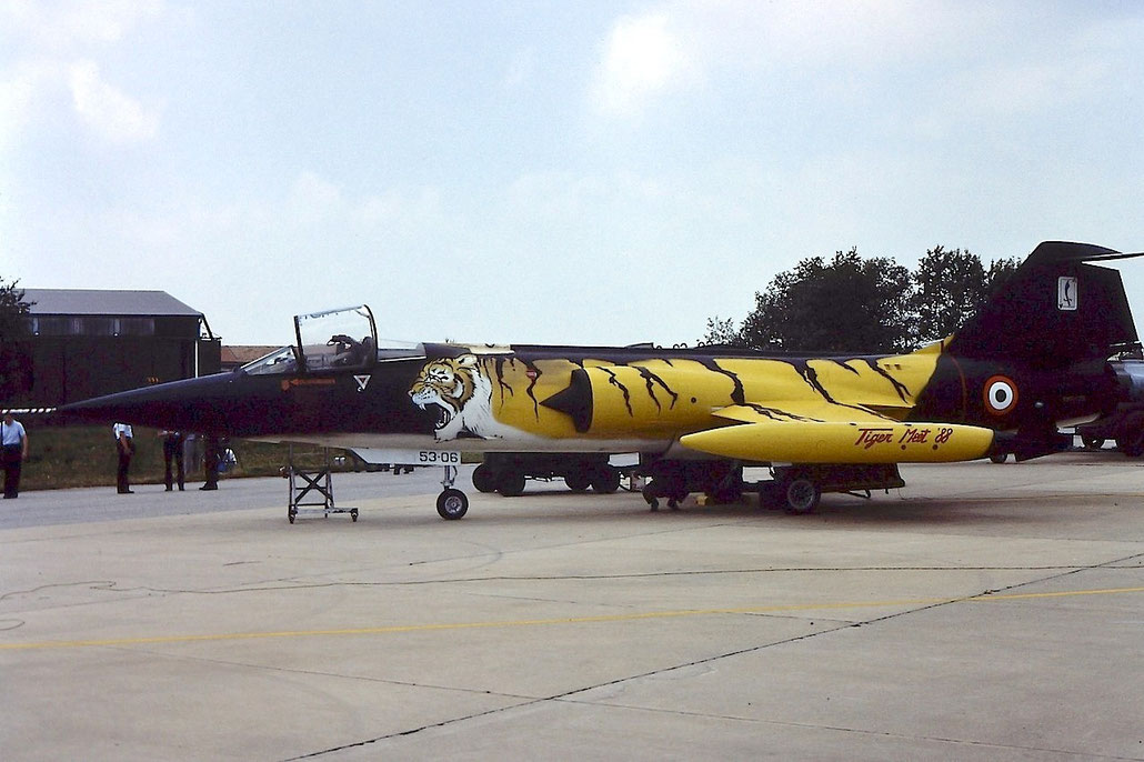 MM6825 5-31 F-104S-ASA 1125 Cervia (53-06 Tiger Meet 1988)