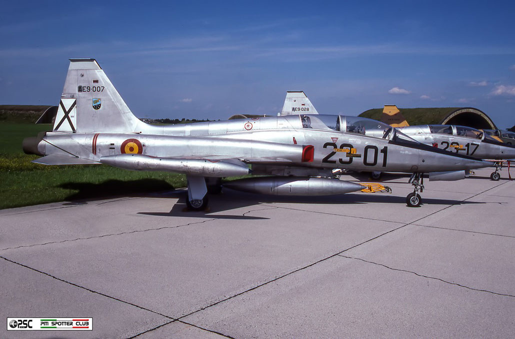 AE.9-07  23-01  SF-5M  2007  Ala 23 © Piti Spotter Club Verona 