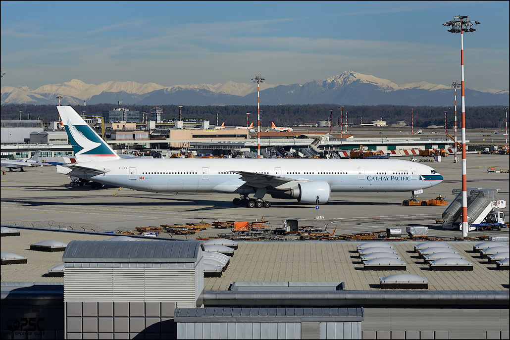 B-KPQ  B777-367ER  36162/860  Cathay Pacific Airways @ Milano Malpensa 25.01.2014  © Piti Spotter Club Verona