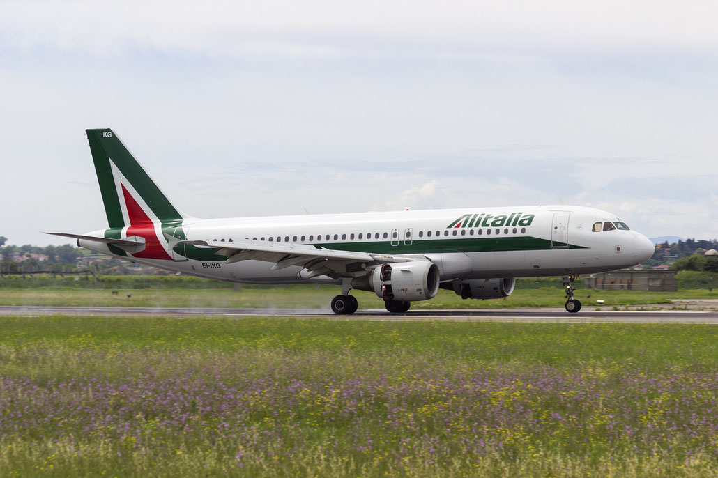 EI-IKG A320-214 1480 Alitalia @ Aeroporto di Verona - 12/06/2016 © Piti Spotter Club Verona
