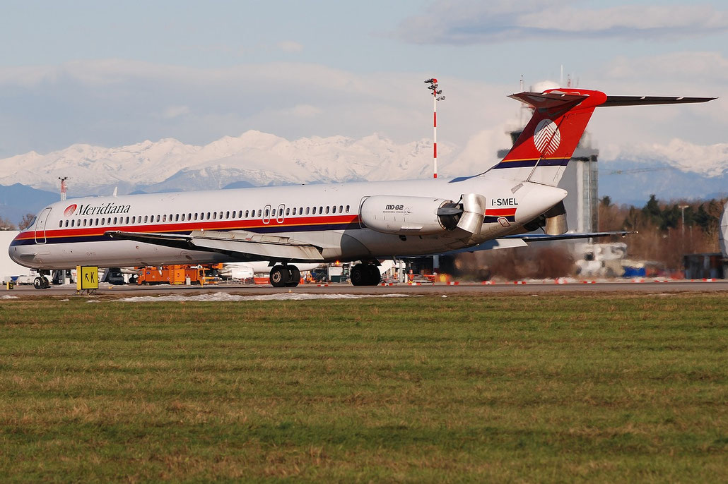I-SMEL MD-82 49247/1151 Meridiana @ Milano Linate Airport 02.01.2010 © Piti Spotter Club Verona