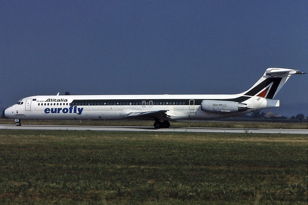 I-DANG  MD-82  53176/1972  Eurofly  @ Aeroporto di Verona © Piti Spotter Club Verona
