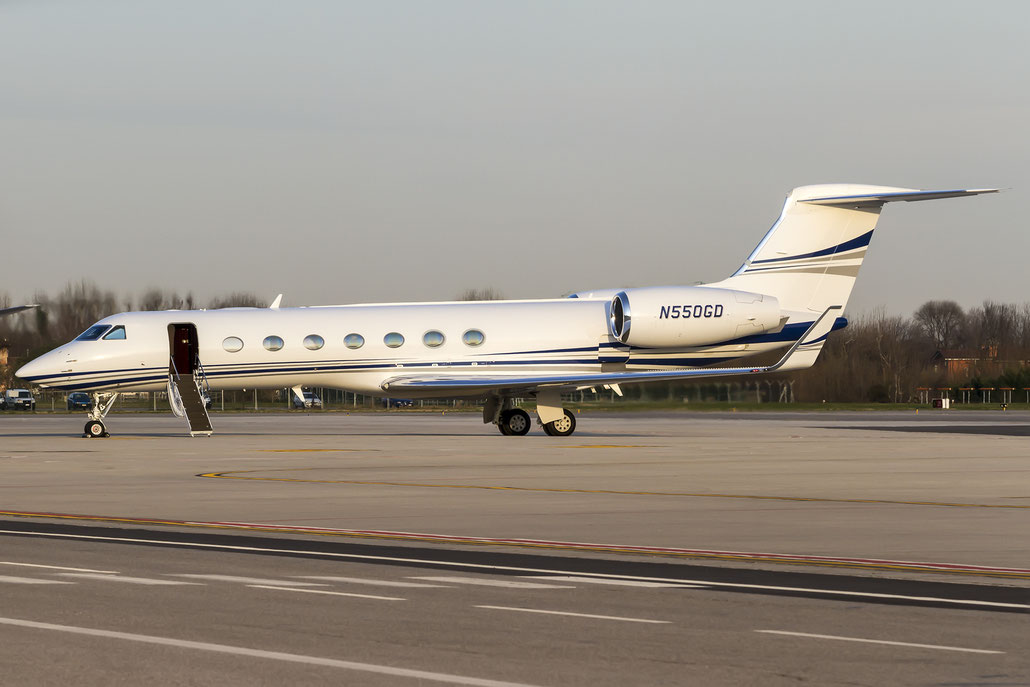 N550GD G550 5305 Gulfstream Aerospace Corp. @ Treviso Airport 15.03.2015 © Piti Spotter Club Verona