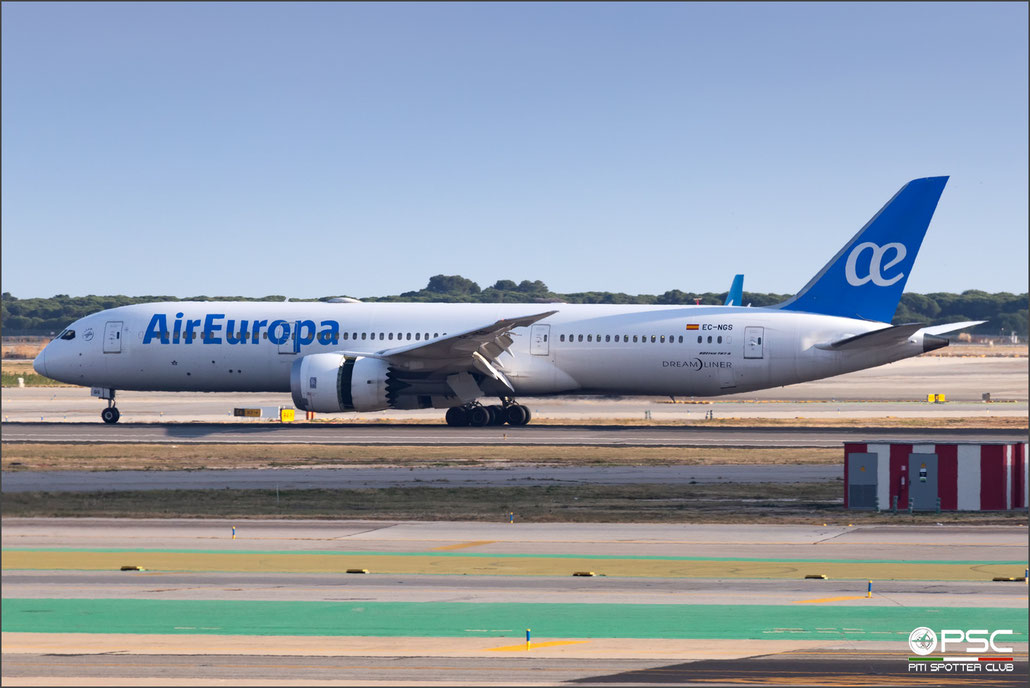 EC-NGS B787-9 65090/982 Air Europa @ Barcelona 04.2023 © Piti Spotter Club Verona