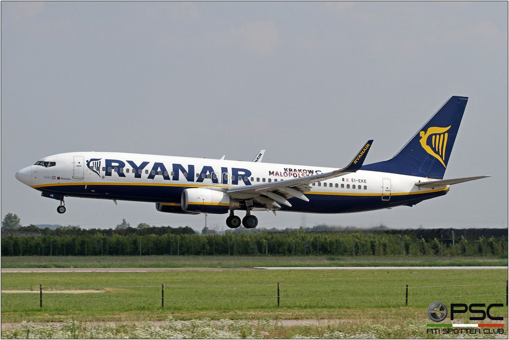 EI-EKE B737-8AS 35023/3148 Ryanair @ Aeroporto di Verona - 17/08/2016 © Piti Spotter Club Verona
