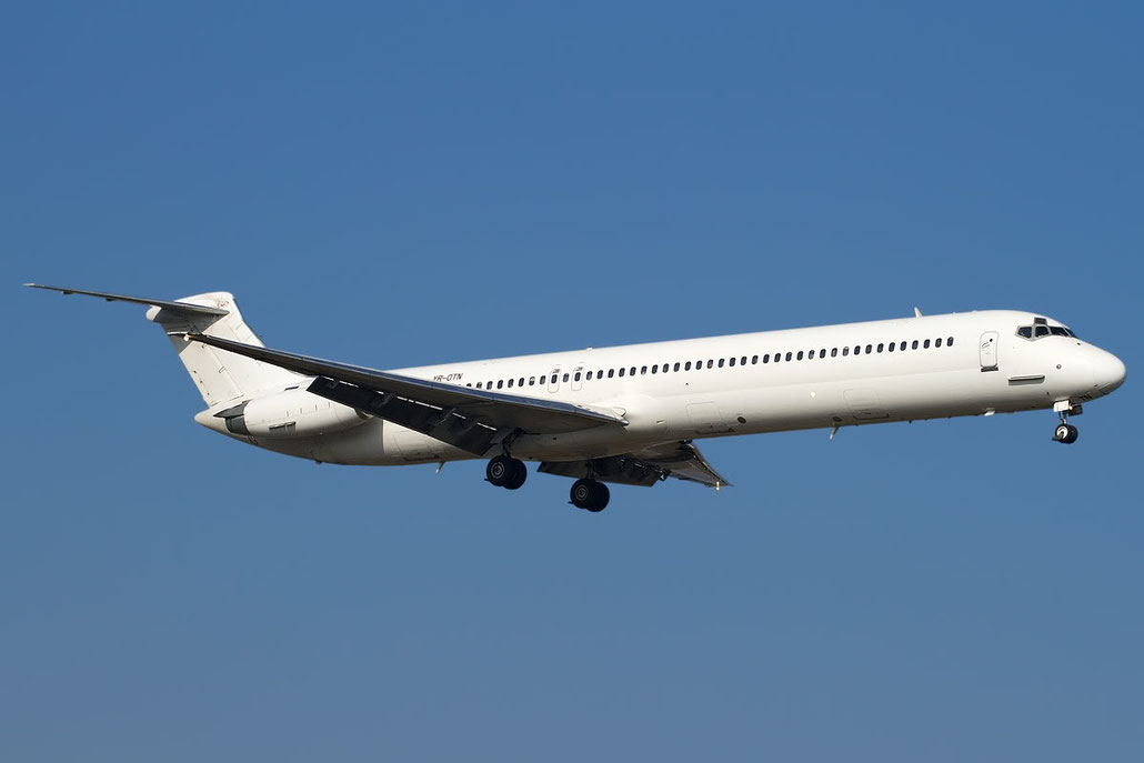 YR-OTN MD-82 49119/1070 Jetran Air @ Bologna Airport 15.11.2011 © Piti Spotter Club Verona