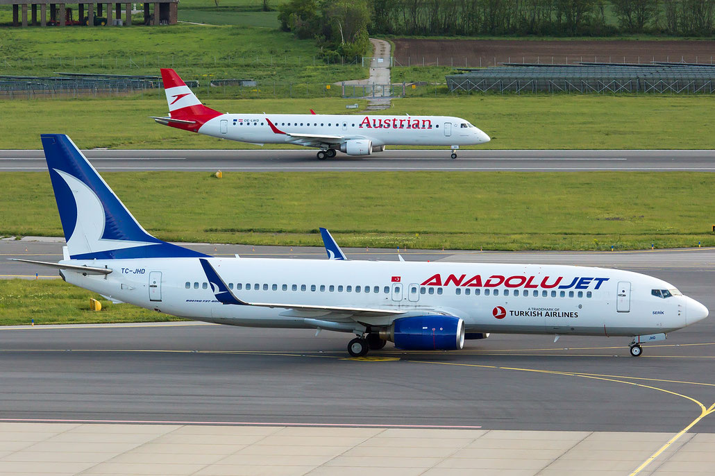 TC-JHD Boeing 737-8F2 35743 2717 cfm56-7B26 Serik Turkish Airlines>AnadoluJet 2008 @ Vienna 04 2024 © Piti Spotter Club Verona