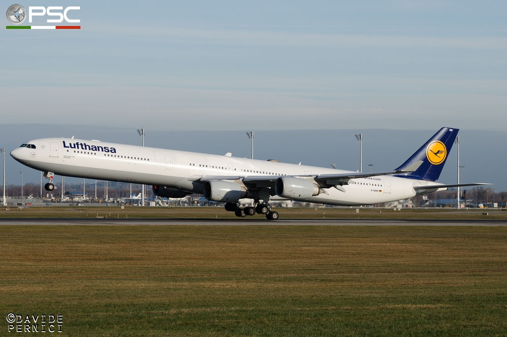 D-AIHM A340-642 762 Lufthansa @ Munich Airport 13.12.2015 © Piti Spotter Club Verona