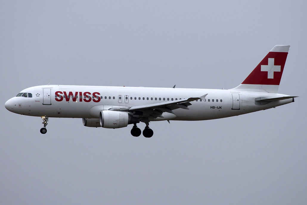 HB-IJK A320-214 596 Swiss International Air Lines @ Venezia Airport 06.02.2015 © Piti Spotter Club Verona