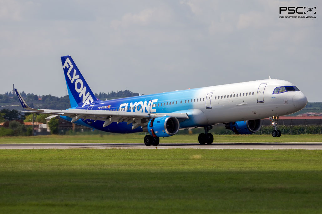 ER-00001 Airbus A321-211 6376  CFM56-5B3/3  FlyOne Airlines 2014  @ Aeroporto di Verona 08 2025 © Piti Spotter Club Verona