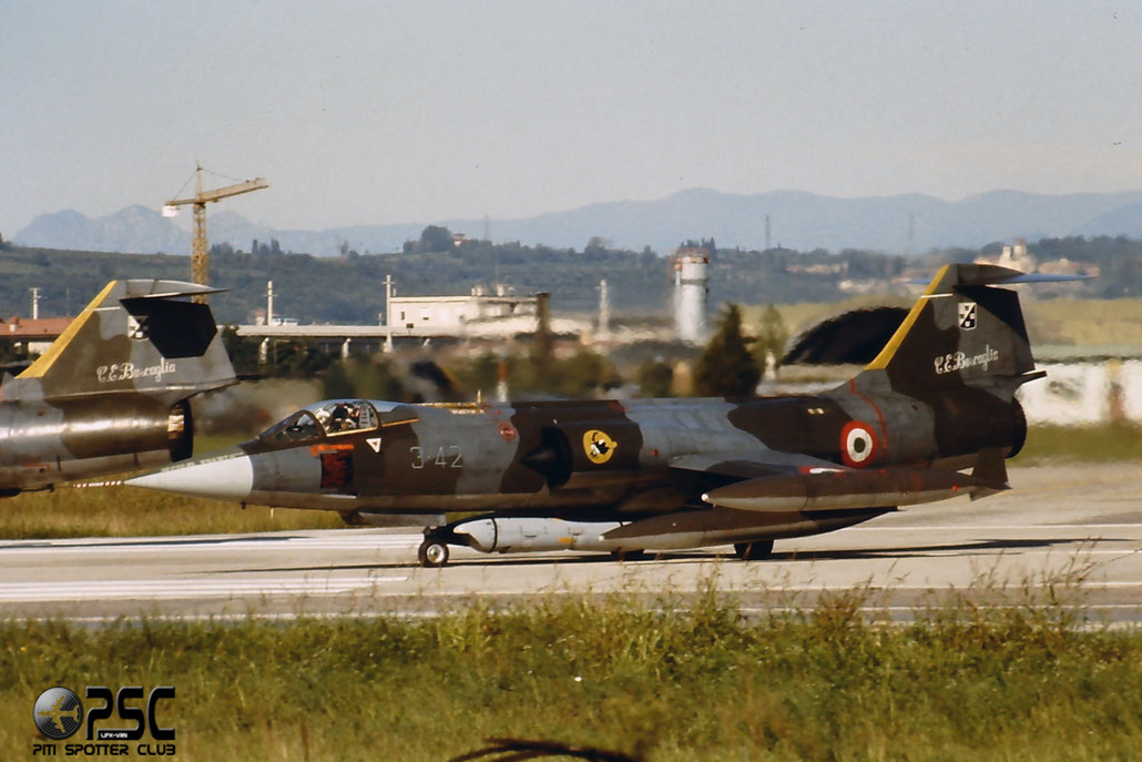 Gli F-104 del Terzo Stormo: 3-42 -  @ Aeroporto di Verona   © Piti Spotter Club Verona