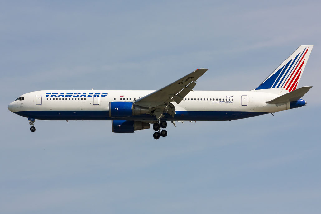 EI-UNA B767-3P6ER 26233/501 Transaero Airlines @ Venezia Airport 15.06.2013 © Piti Spotter Club Verona