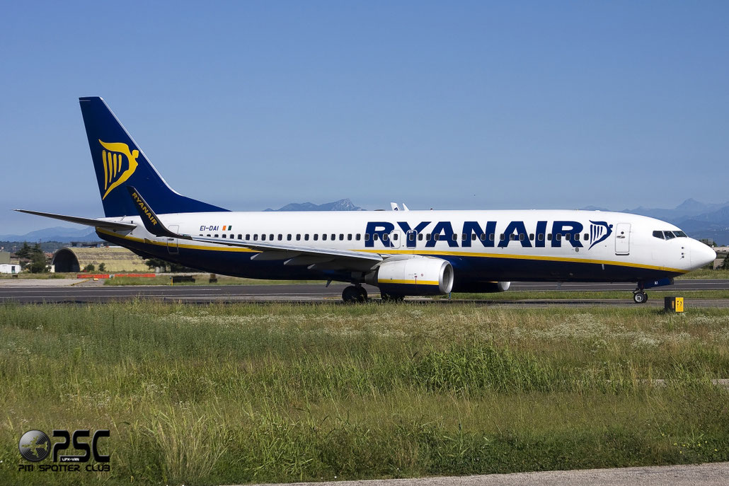 Boeing 737 Next Gen - MSN 33547 - EI-DAI @ Aeroporto di Verona © Piti Spotter Club Verona