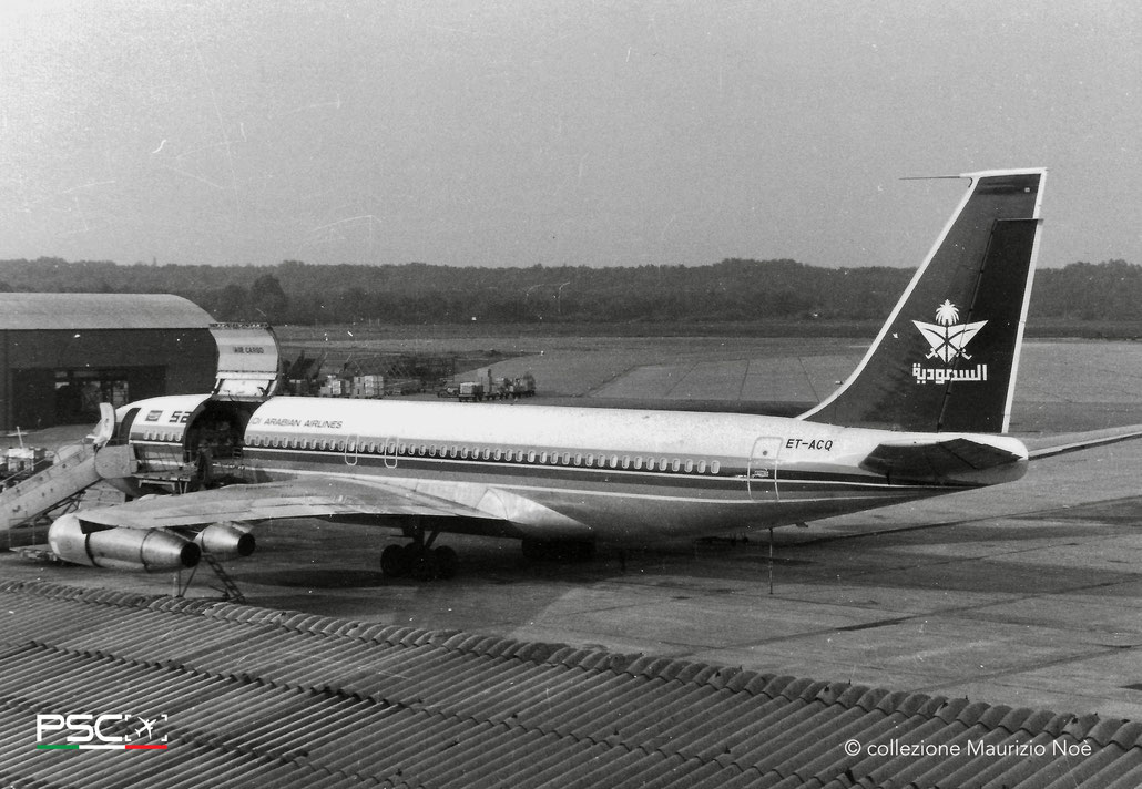 ET-ACQ Boeing 707-379C 19820 709 JT3D-3B  Saudi Arabian Airlines 1968 © collezione Maurizio Noè p.g.c. - Piti Spotter Club Verona