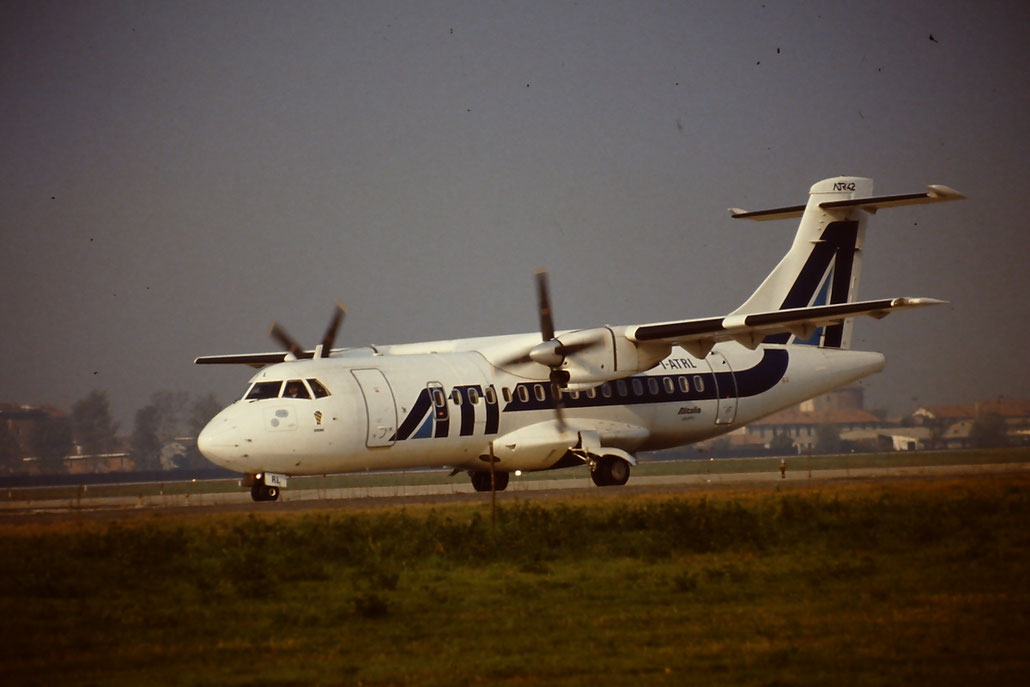 I-ATRL  ATR42-300  068  ATI - Aero Transporti Italiani  @ Aeroporto di Verona © Piti Spotter Club Verona 