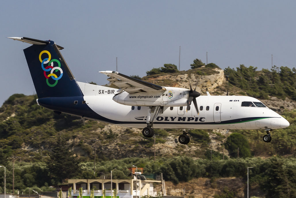 SX-BIR DHC-8-102A 364 Olympic Air @ Rhodes Airport 07.2015 © Piti Spotter Club Verona